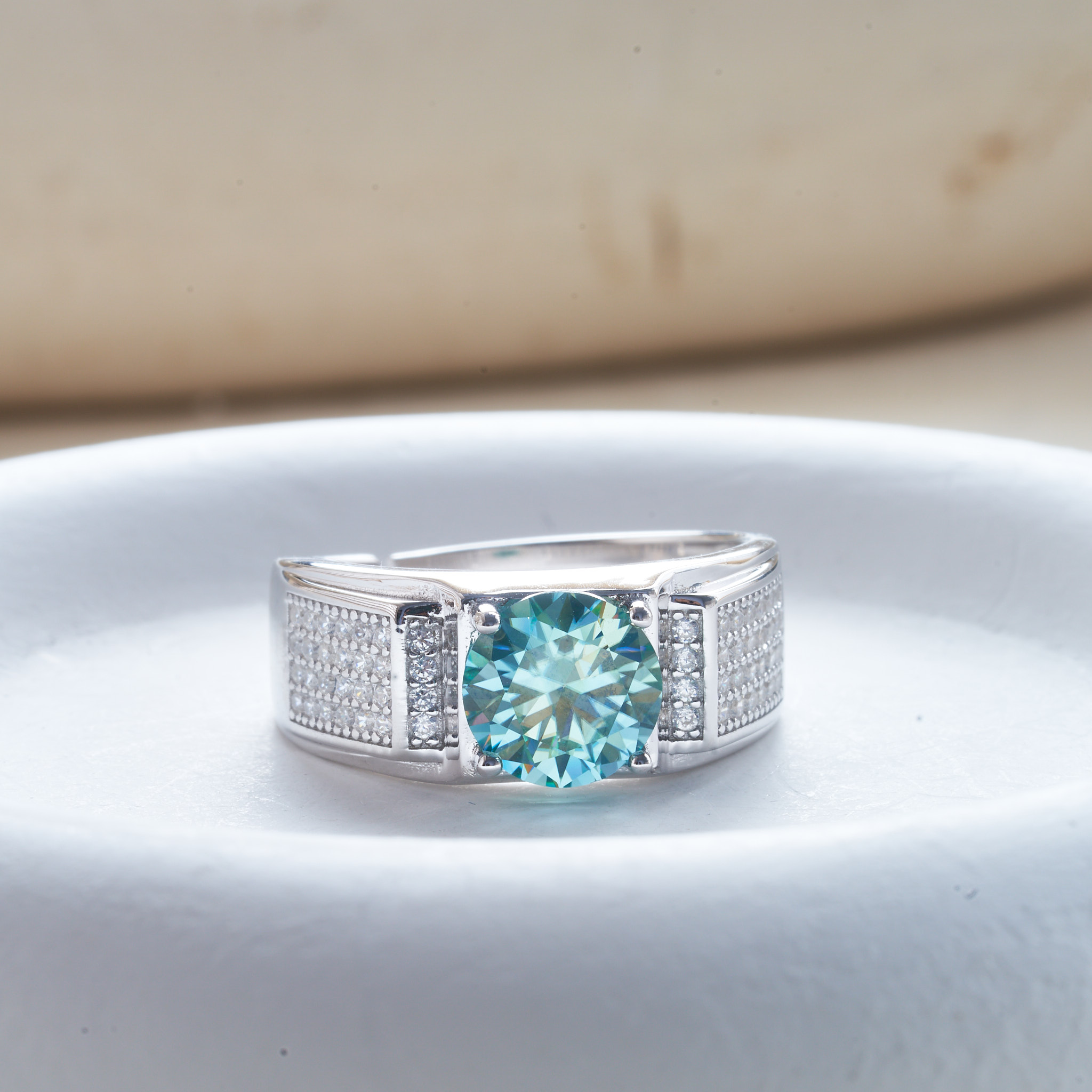 1 carat natural blue color moi - огляд і ціна Moissanite Engagement Ring 1 Carat