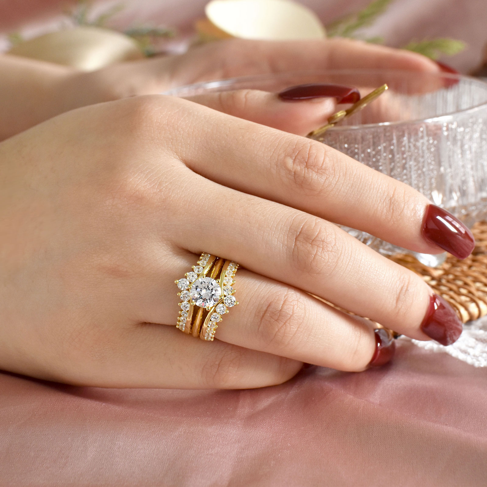 Newshe 14k Yellow Gold Plated  - огляд і ціна Moissanite Engagement Ring 1 Carat