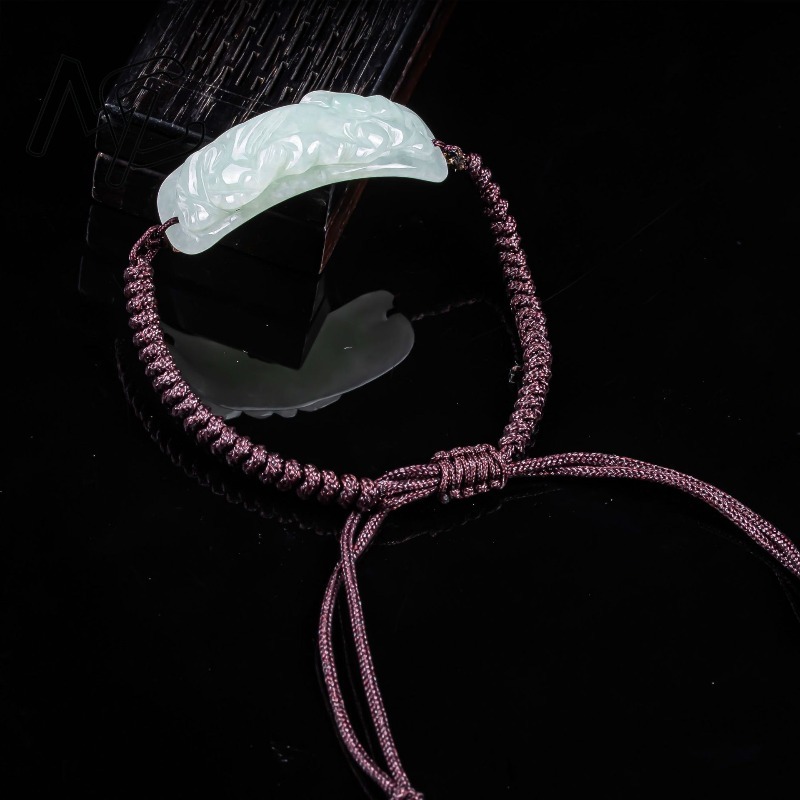 Burmese Jadeite Pixiu Bracelet - огляд і ціна Bracelets