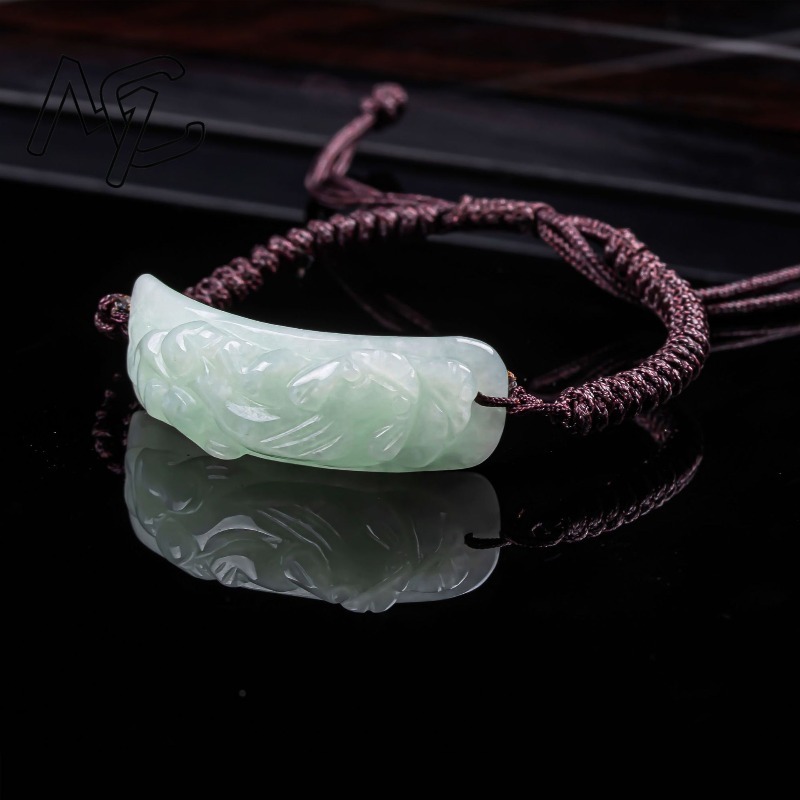 Burmese Jadeite Pixiu Bracelet - огляд і ціна Bracelets