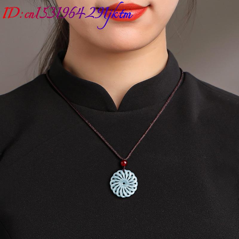 Burmese Jadeite Flower Pendant - огляд і ціна Necklaces