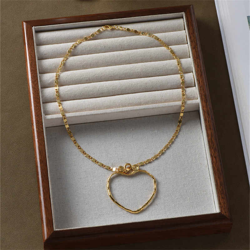 Europe America Big Heart Doubl - огляд і ціна Cross Pendant Necklace Gold