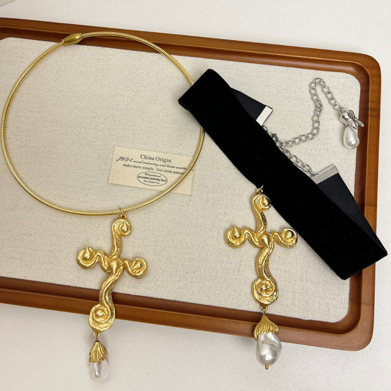 Vintage Exaggerated Baroque Pe - огляд і ціна Pearl Choker Necklace Vintage