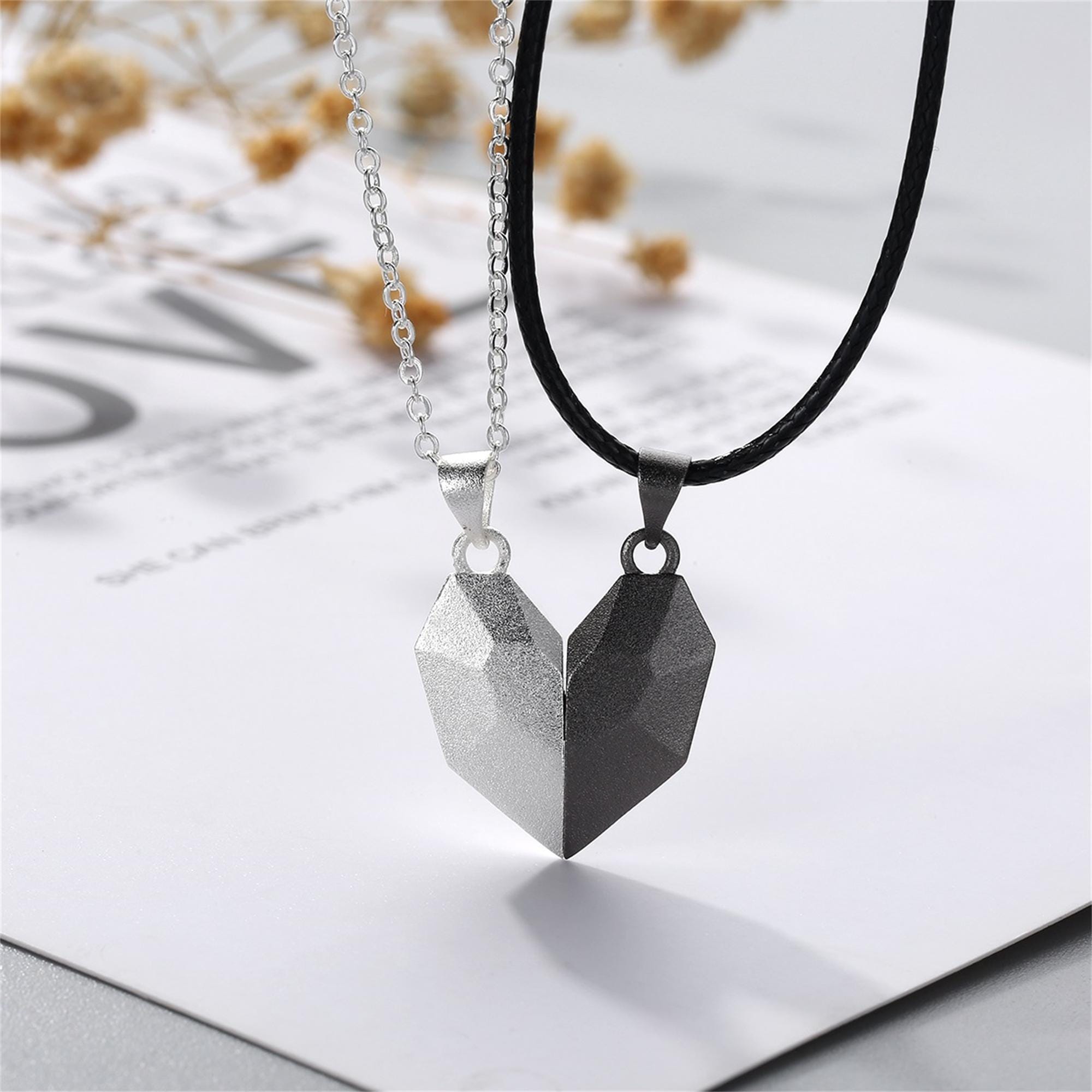 Custom couple magnetic heart n - огляд і ціна Magnetic Couple Matching Necklaces