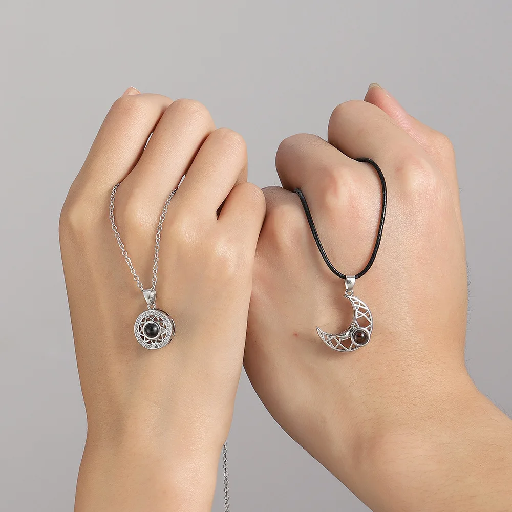 2PCS Magnetic Couple Matching  - огляд і ціна Magnetic Couple Matching Necklaces