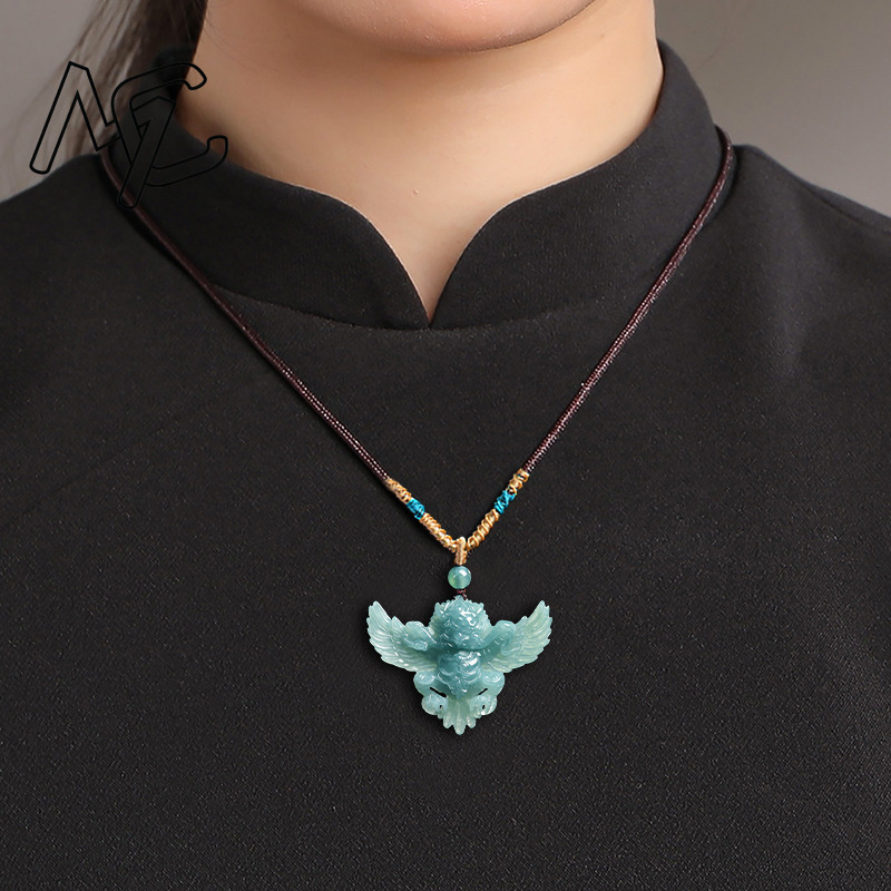 Real Natural Emerald Jade Blue - огляд і ціна Necklaces