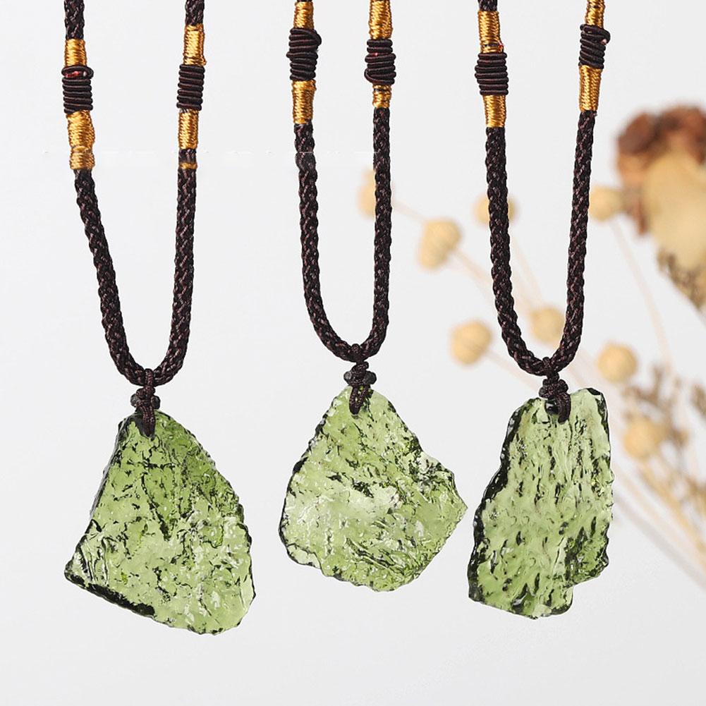Natural Unique Crystal Quartz  - огляд і ціна Crystal Pendant Necklace Natural Stone