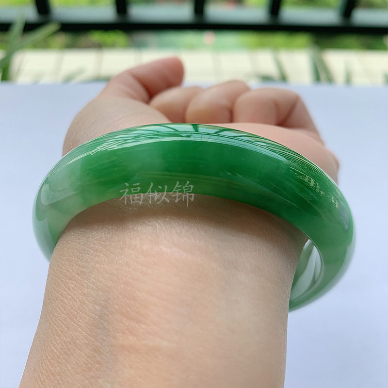 Old Mine Icy Jadeite Bracelet, - огляд і ціна Bracelets