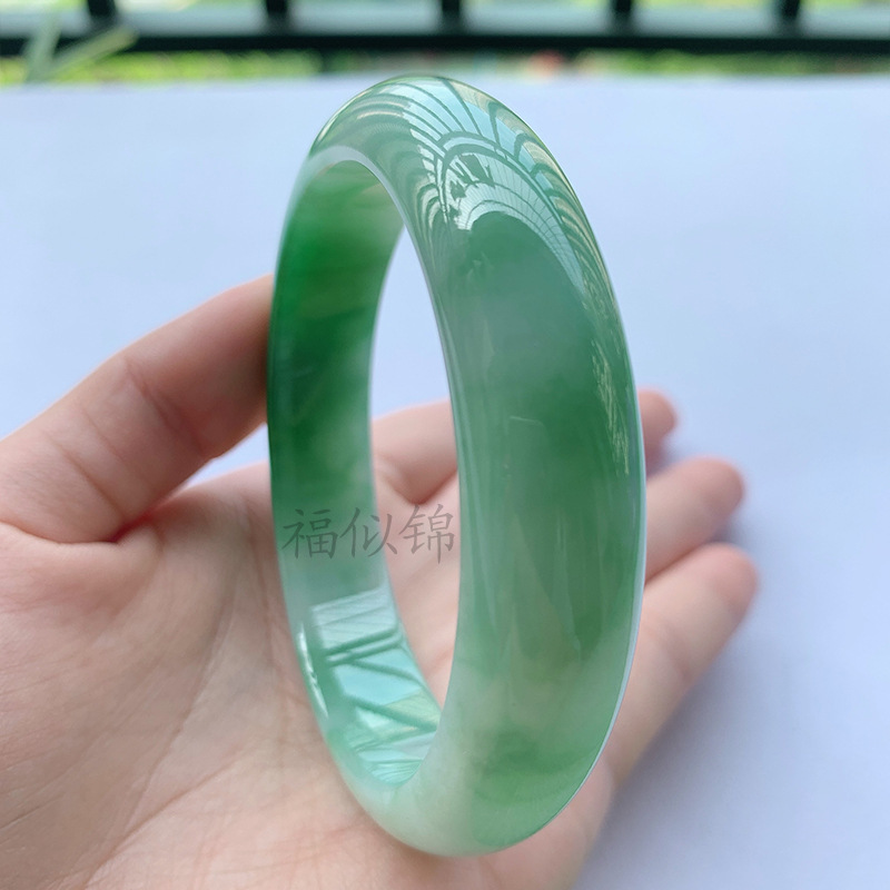 Old Mine Icy Jadeite Bracelet, - огляд і ціна Bracelets
