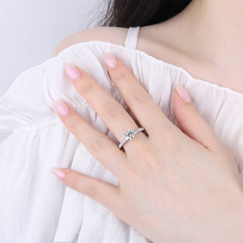 Classic 1 Carat Blue Color Moi - огляд і ціна Moissanite Engagement Ring 1 Carat
