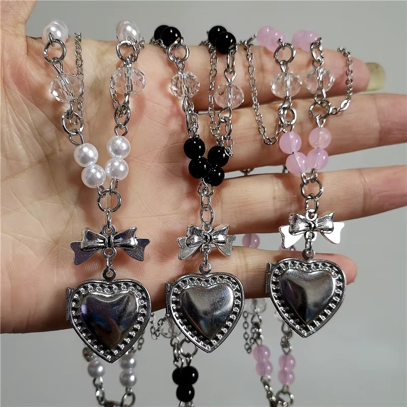 Goth Y2K Heart Locket Pendant  - огляд і ціна Heart Locket Necklace Photo